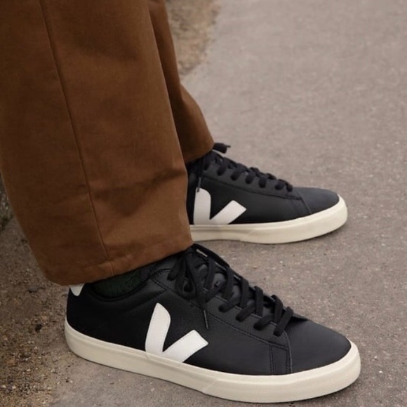 VEJA CAMPO LEATHER BLACK WHITE SNEAKERS | 9 - Picture 1 of 10
